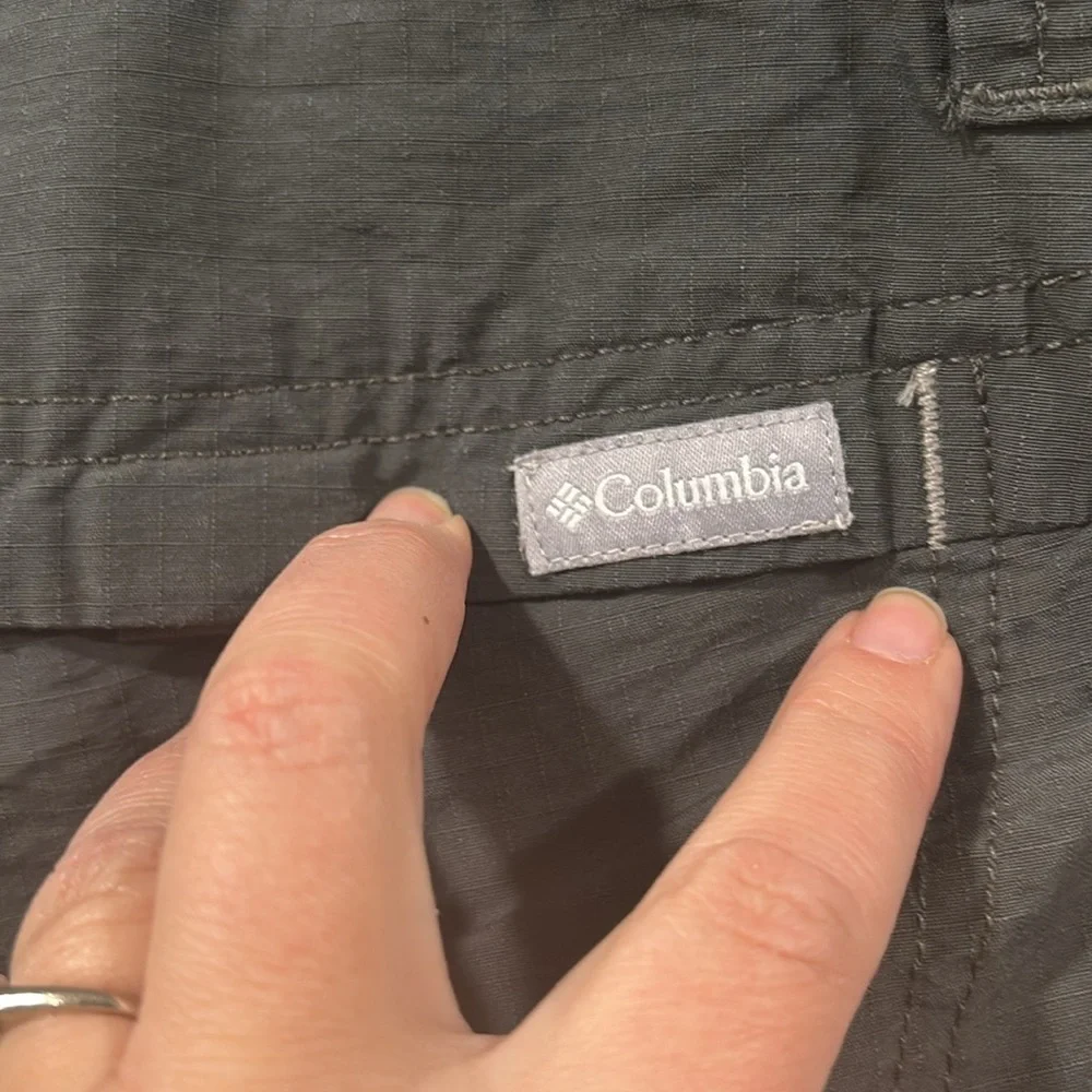 Columbia dark grey nylon cotton blend utility pant size 36x30